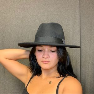 Black hat